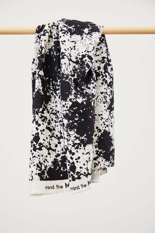 [ADCO-AX5206] 📏Crêpe de viscose 100% Ecovero Mind the Maker | Splash noir-blanc